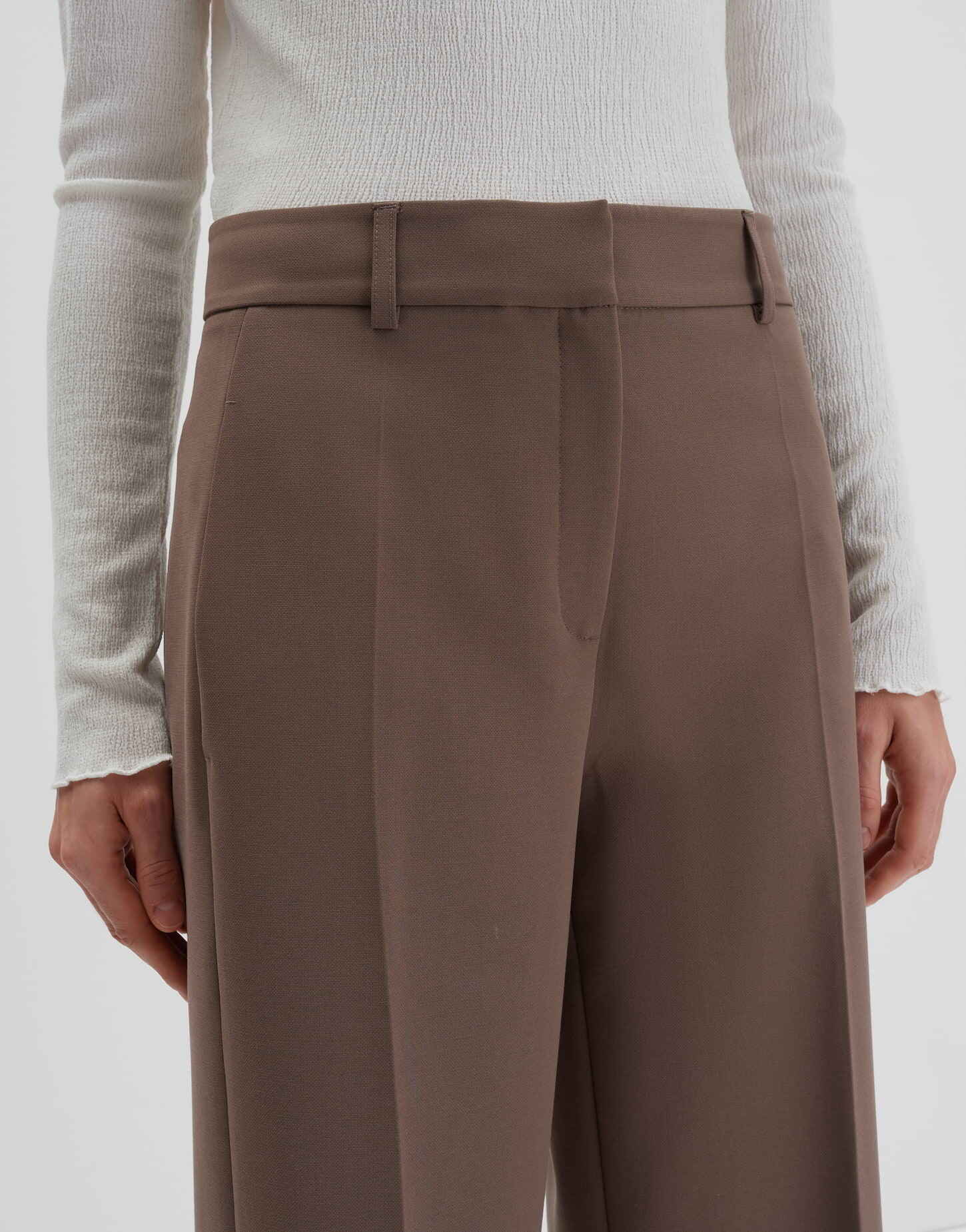 SOMEDAY BROEK CATSBY DETAIL SOFT MOCHA